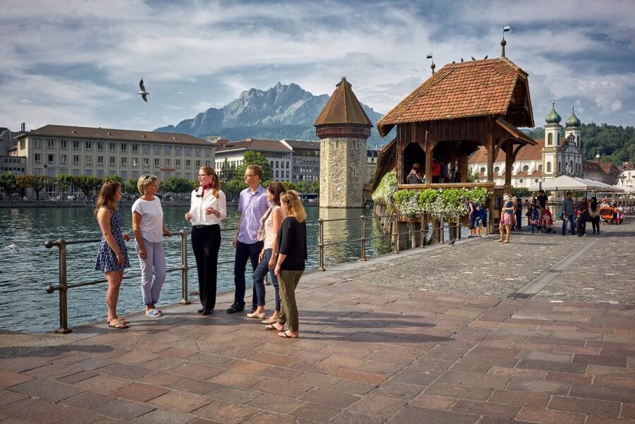 Lucerne: Guided Walking Tour with an Official Guide - Why this short walk works so well in Lucerne