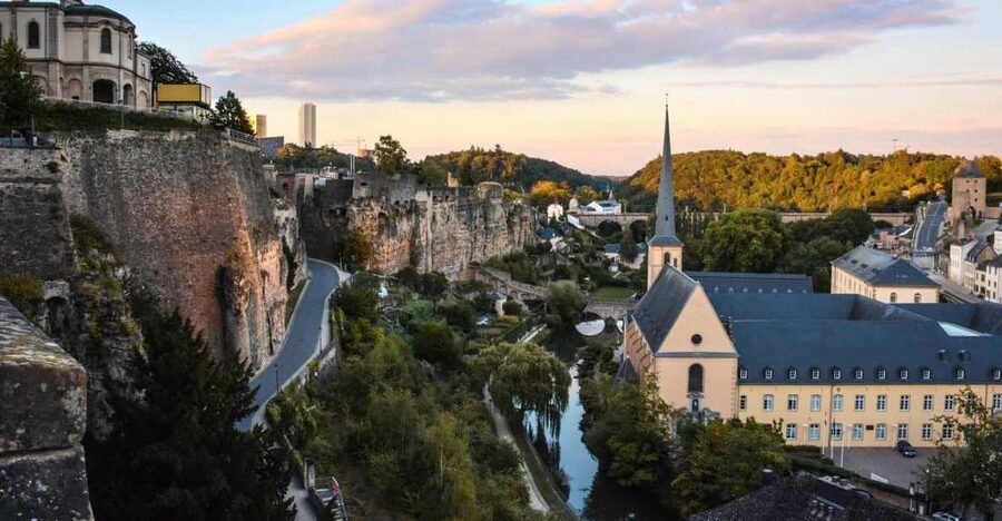 Luxembourg City: Guided Walking Tour with Cultural Insights - Notre-Dame Cathedral and the Grand-Ducal Palace