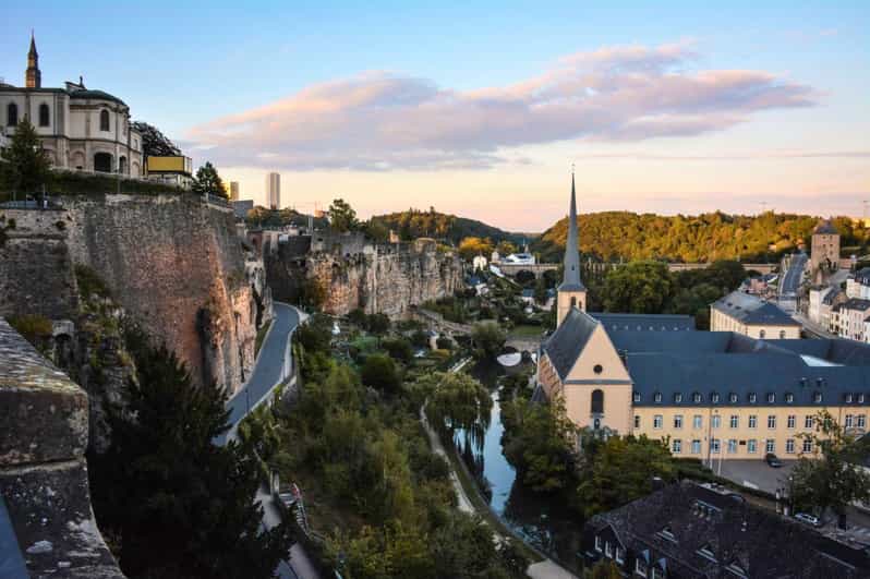 Luxembourg City: Guided Walking Tour with Cultural Insights - Place de la Constitution and the Monument of Remembrance