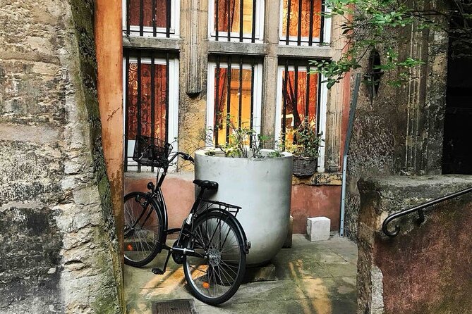 Lyon Highlights & Secrets Walking Guided Tour (small group) including Funicular - Who will get the most from this Lyon tour