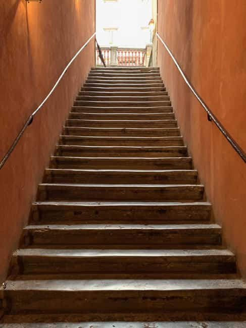 Lyon: Private Walking Tour of "Traboules" in the Old Town - The wartime passages and French Resistance