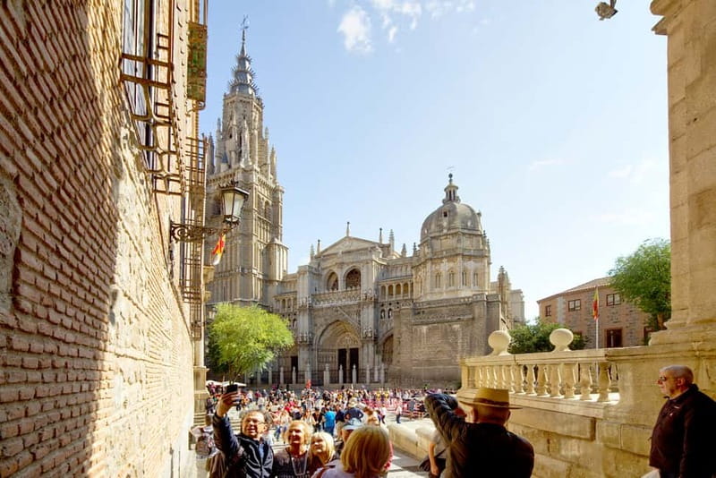 Madrid: 6-Hour Day Trip to Toledo with Guided Walking Tour - Key points to know before booking