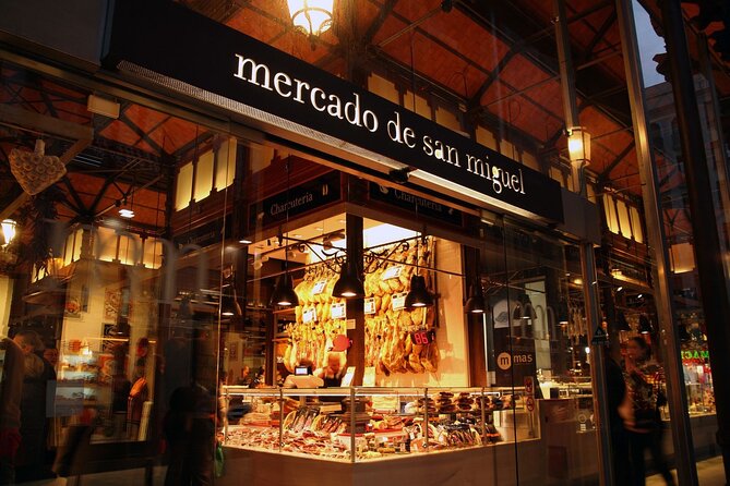 Madrid Best Walking Tour: Old city and Royal sites - Calle Mayor and Plaza de la Villa: old Madrid on foot