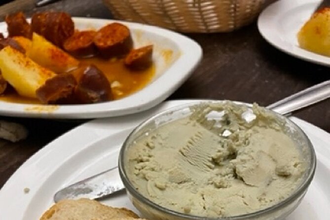 Madrid by Night Small Group Tour: Stories, Sights and Tapas Bites - What you may taste across 12 to 20 shared dishes