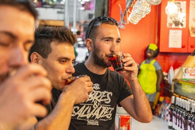 Madrid Historic Centre Food Tour with Authentic Tapas & Wines - Key things to know before you book