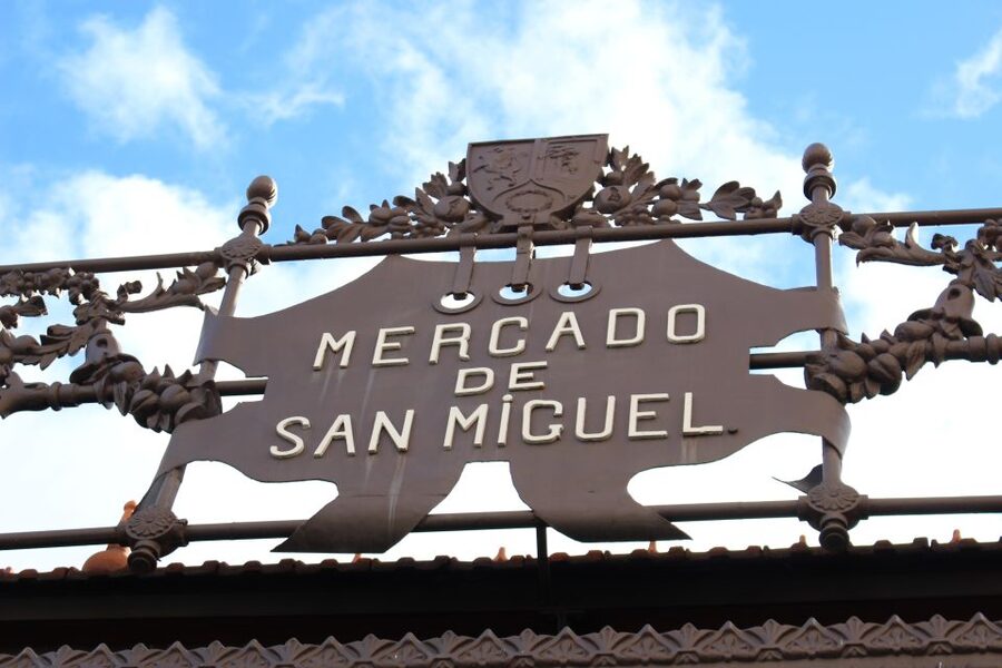 Madrid: Private Walking Tour with a Local - Walking, taxis, and accessibility
