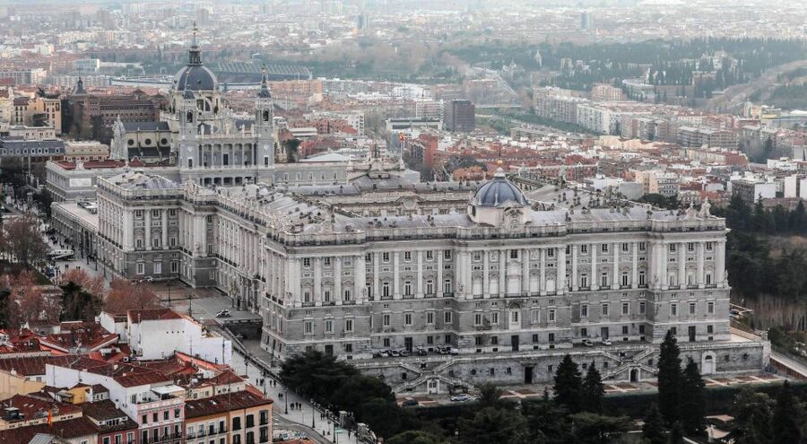 Madrid: Royal Palace Skip-the-Line Guided Tour - Plaza de la Villa and Madrid’s older civic center