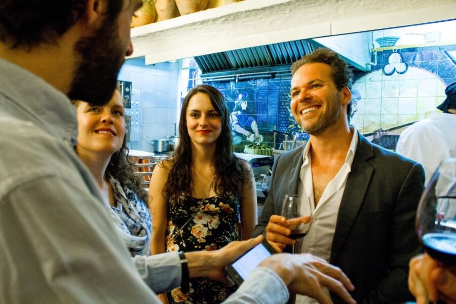 Madrid: Tapas & Wine Tasting Tour with Local Guide - Booking advice and practical value
