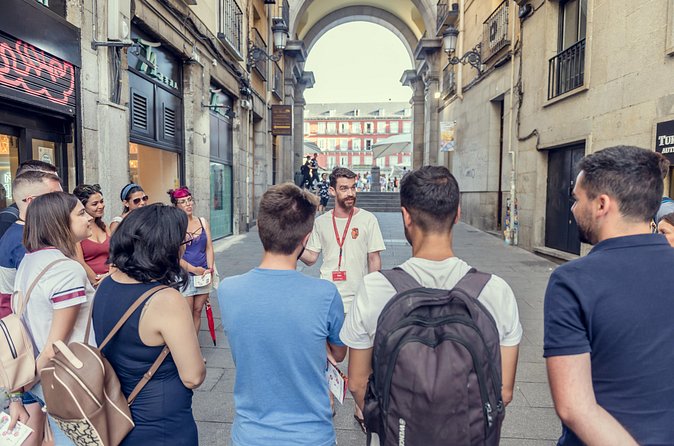 Majestic Madrid Walking Tour - Plaza de Callao and Madrid’s cinema years
