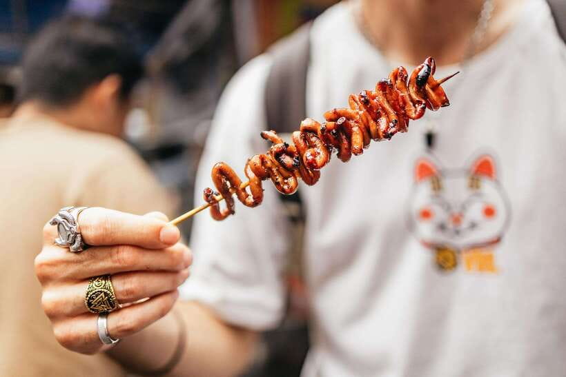 Manila: Street Food and Drinks Walking Tour with Tastings - Practical advice before you go