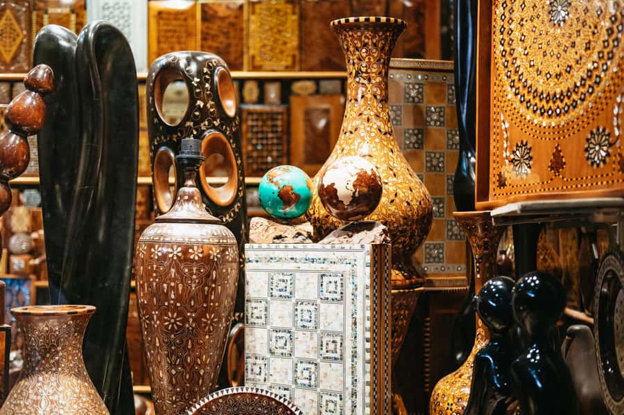 Marrakech: Colorful Medina Souks Guided Walking Tour - Shared group or private tour?