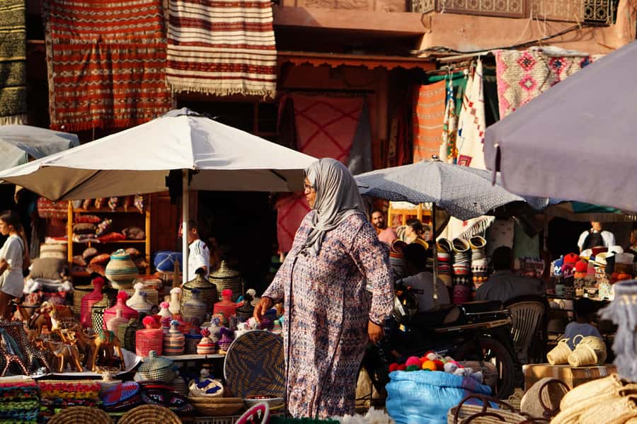 Marrakech: Customized Guided Walking Tour - Menara Gardens and a change of pace