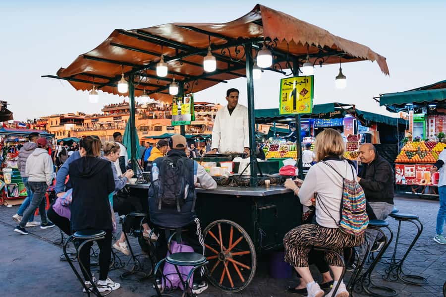 Marrakech: Medina by Night Walking Tour with Moroccan Tea - Key points at a glance