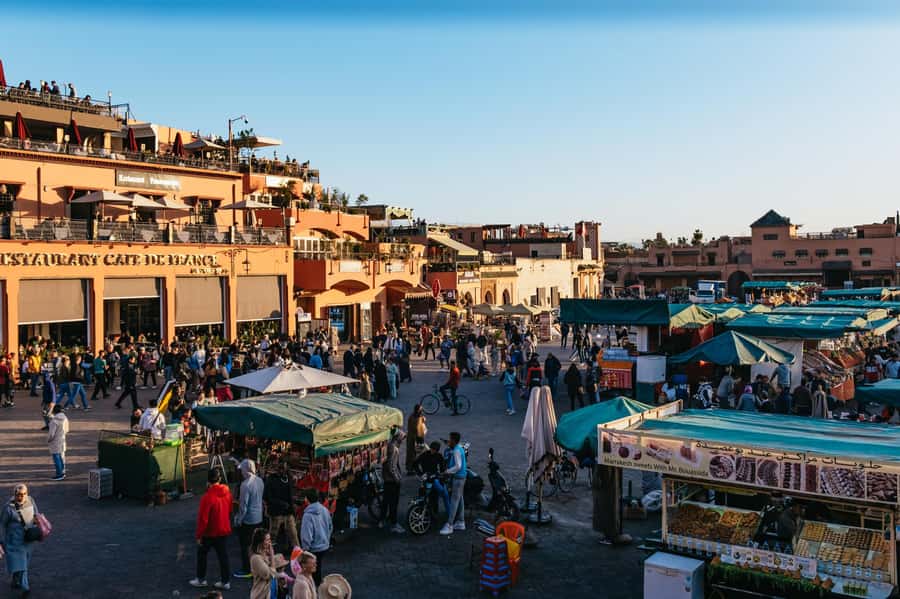Marrakech: Medina by Night Walking Tour with Moroccan Tea - Shopping without pressure