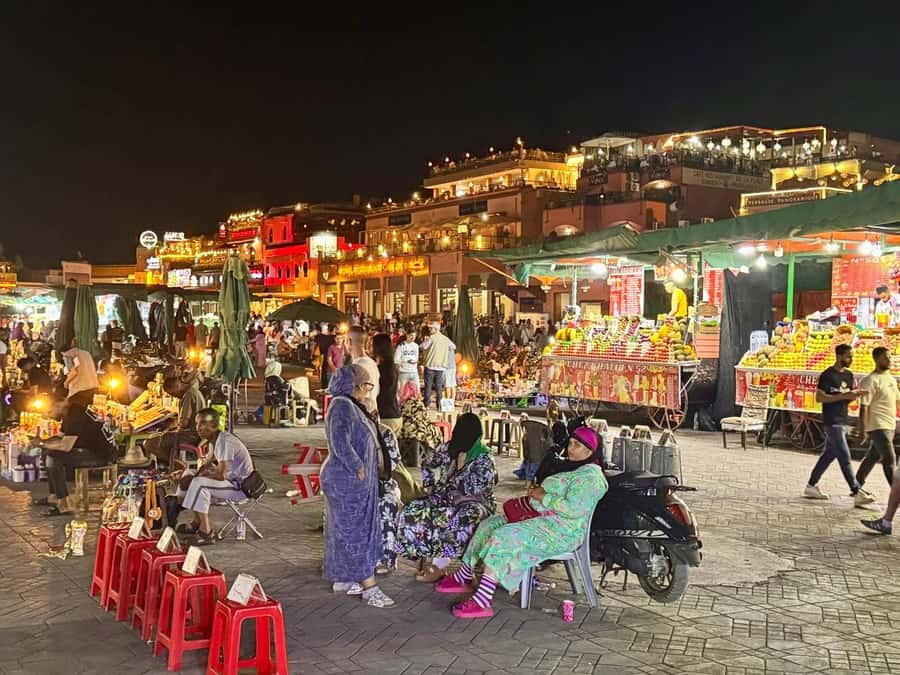 Marrakech: Souk by Night Medina Guided Walking Tour. - Meeting near Café de France