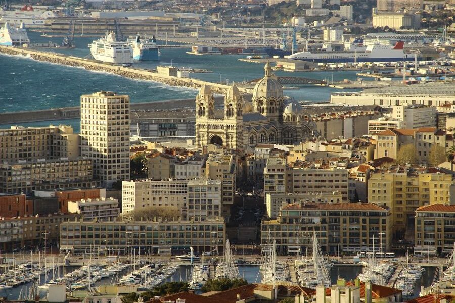 Marseille: Private Walking Tour with a Local - Starting at Hôtel de Ville or your own central meeting point