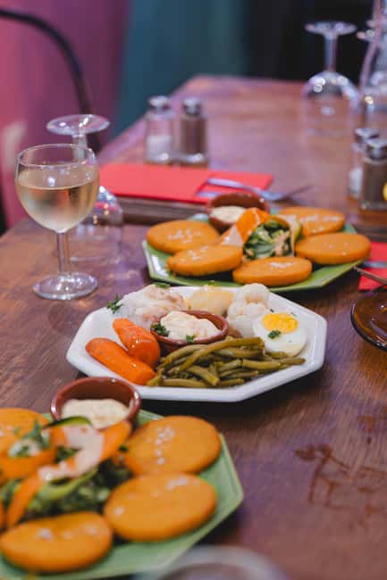 Marseille: Walking Food Tour with Full Meal - Final verdict: a good lunch with local direction