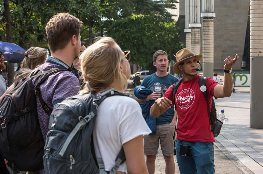 Medellin Historic Walking Tour - A less obvious stop before Parque Berrío