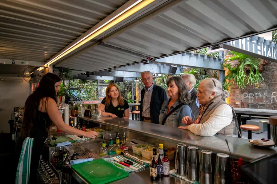 Melbourne: 3-Hour Foodie Discovery Walking Tour - Sweet stops that keep the route playful