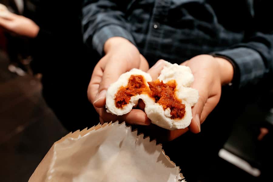 Melbourne: Guided Night-Time Food Walking Tour - Should you book the $131 experience?