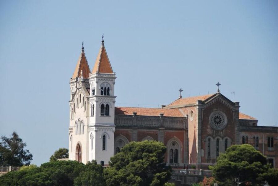 Messina: Guided City Highlights Walking Tour - Inside Messina Cathedral
