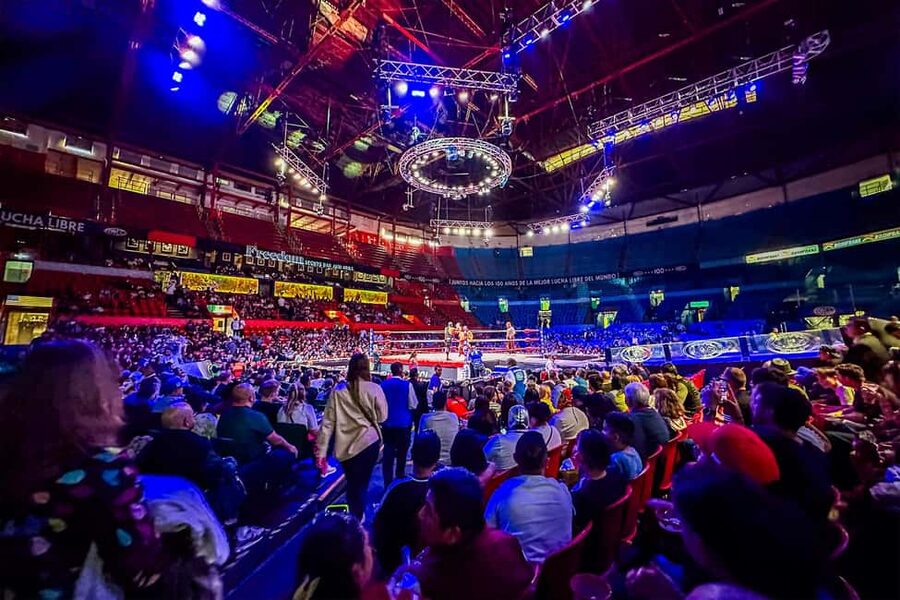 Mexico City: Lucha Libre Show, Walking Tour & Tequila - Why this lucha libre night works so well