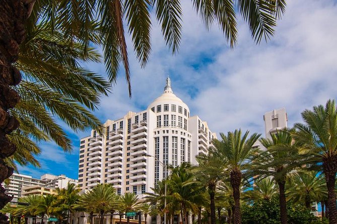 Miami South Beach Art Deco Walking Tour - The Versace Mansion and the Final Walk on Ocean Drive