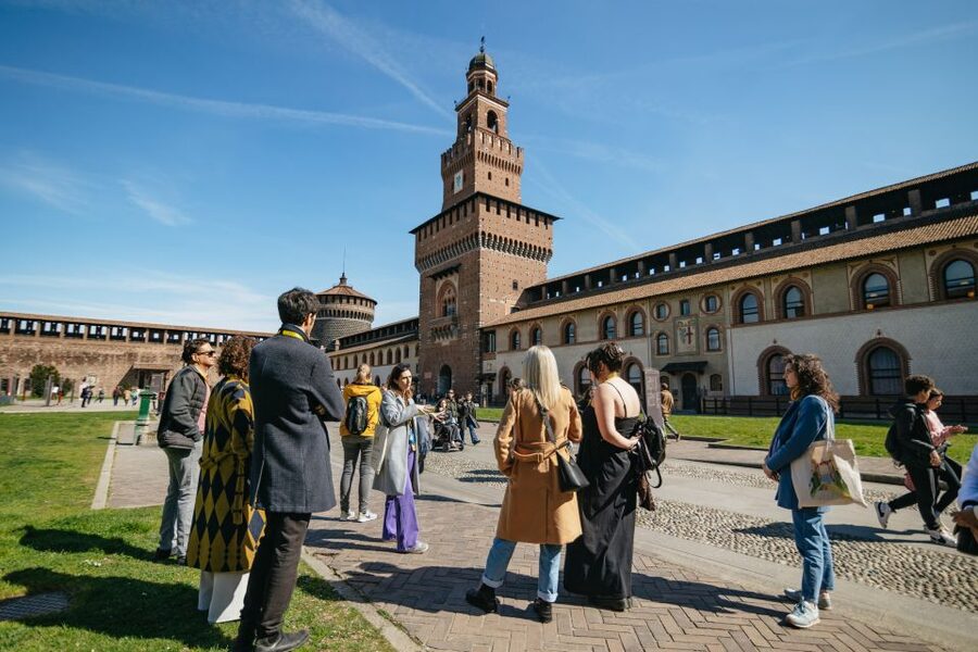 Milan: Da Vinci's Last Supper and Guided Walking Tour - Santa Maria delle Grazie: Start With Leonardo