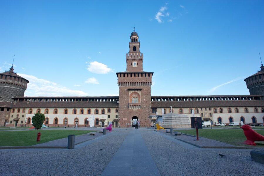 Milan: Guided Walking Tour with Duomo and the Last Supper - Key details that shape the day