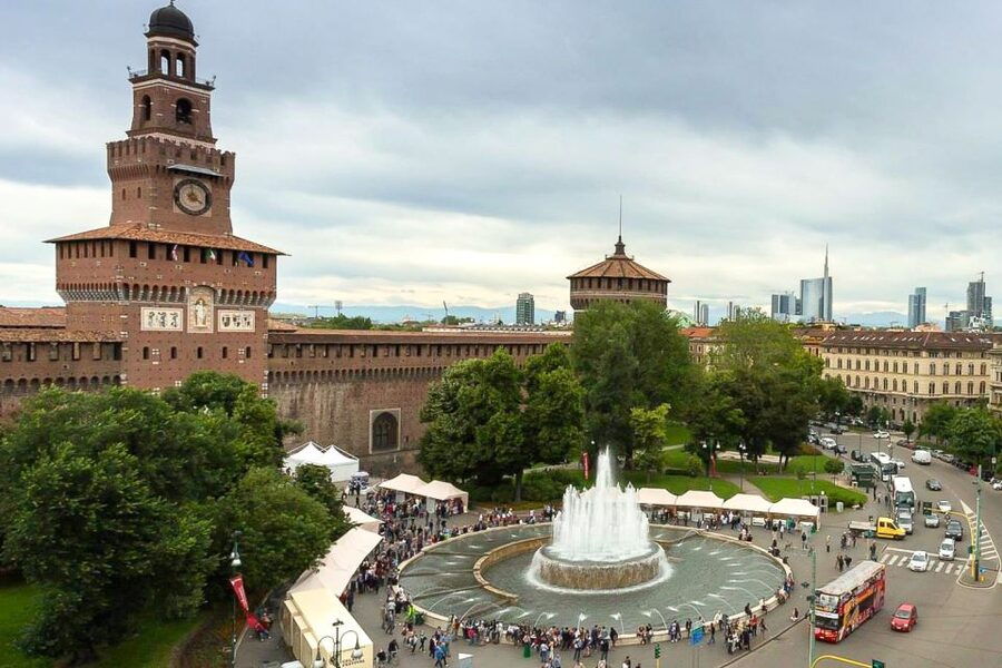 Milan: Guided Walking Tour with Duomo and the Last Supper - Galleria Vittorio Emanuele and Milan’s fashion streets
