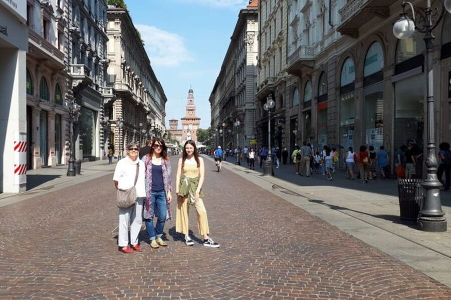 Milan: Private Custom Walking Tour With A Local Guide - Why a private walk works well in Milan