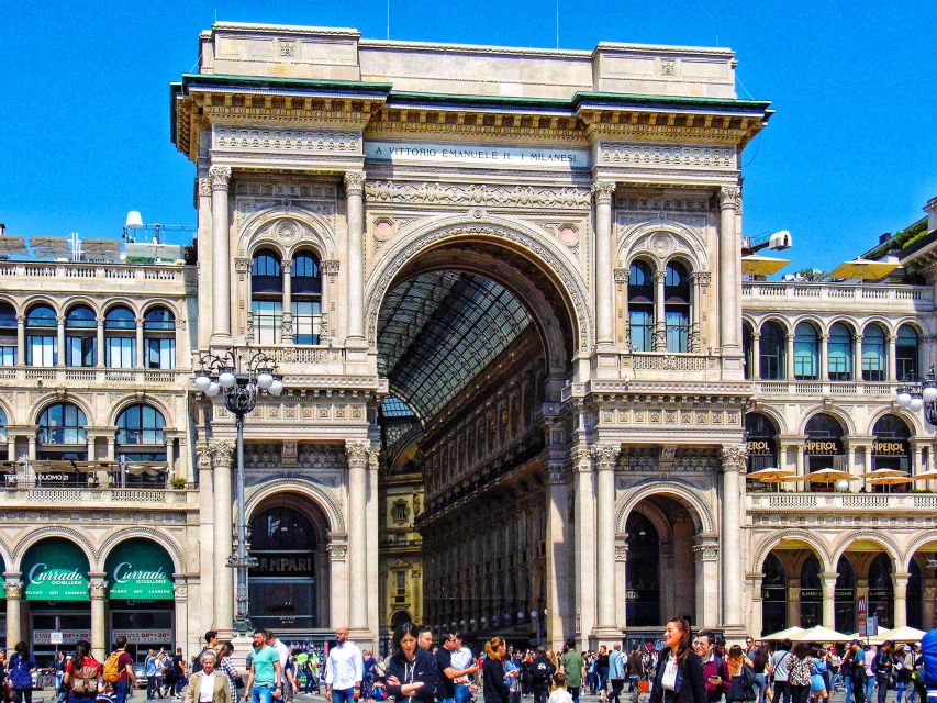 Milan: Skip-the-Line Guided Walk and "The Last Supper" - Via Dante and Milan’s fashion identity