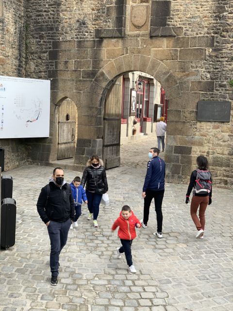 Mont Saint Michel: Walking Tour & Optional Abbey Ticket - Language, group pace, and family considerations