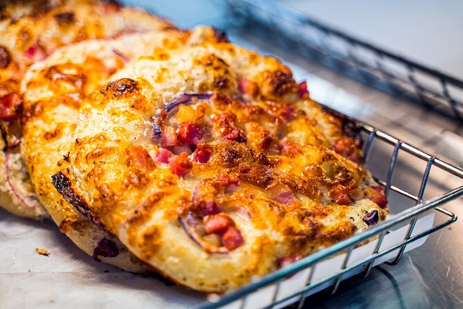 Montreal Mile End Authentic Food Tour with 7 Delicacies Tastings - Why Mile End makes a good food tour setting