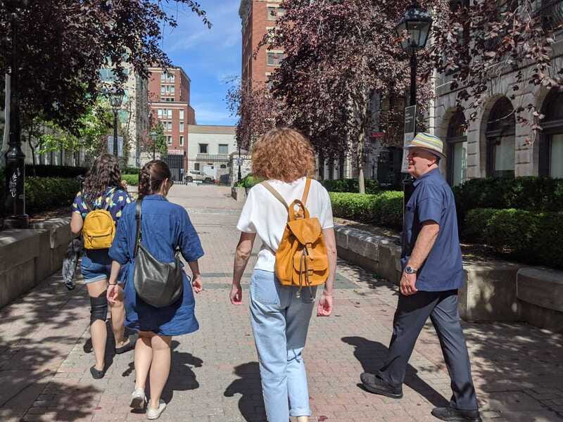 Montréal: The Original Old Montréal Walking Tour - Why Old Montréal is easier with a guide