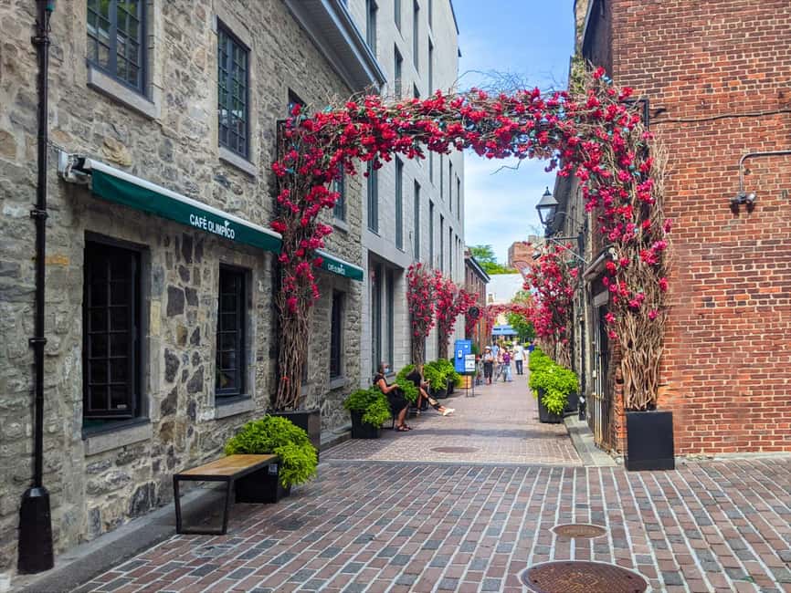 Montréal: The Original Old Montréal Walking Tour - Stories, humor, and the human side of Montréal