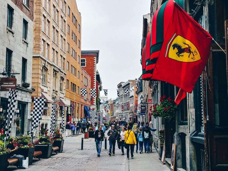Montreal: Top Rated Small Group Old Montreal Walking Tour - Notre-Dame Basilica and the major landmarks