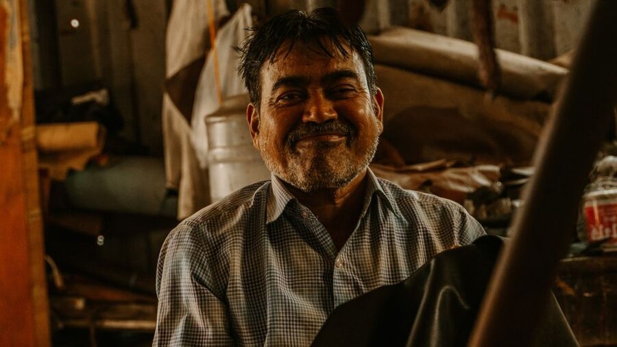Mumbai: Dharavi Slum Walking Tour by First Female Tour Guide - Starting beside Third Wave Coffee