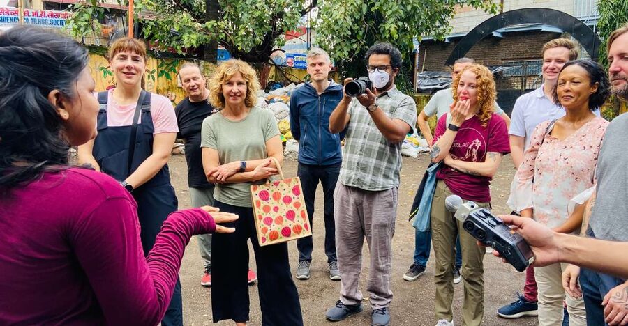 Mumbai: Dharavi Slum Walking Tour by First Female Tour Guide - The first part: recycling and small-scale industry