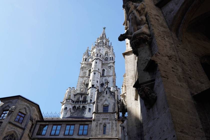 Munich: Old Town Guided Walking Tour - Group size, pace, and hearing the guide