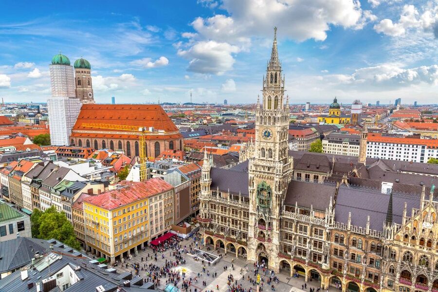 Munich: Old Town & Viktualienmarkt City Walk in German - Five useful things to know before booking