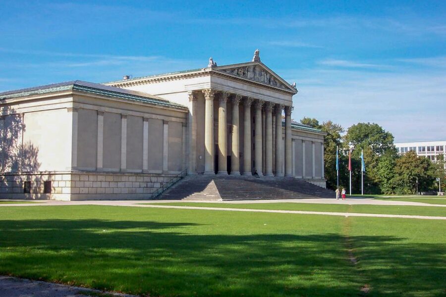 Munich: Old Town Walking Tour - Is $23 a fair price?