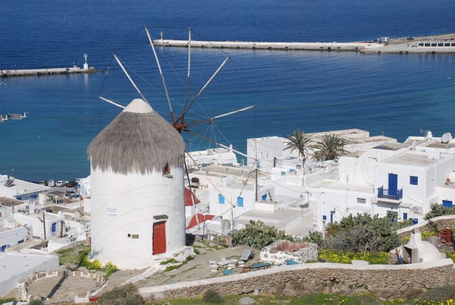 Mykonos: Half-Day City Walking Tour and Island Bus Tour - Why this half-day format works in Mykonos