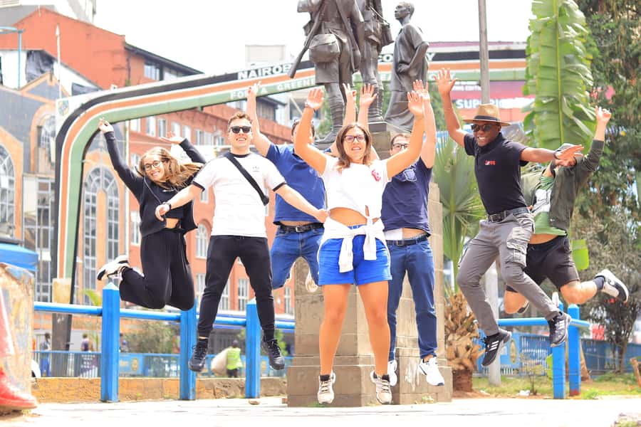 Nairobi: Historic and Modern Highlights Walking Tour - City Market: fruit, food, and shopping advice