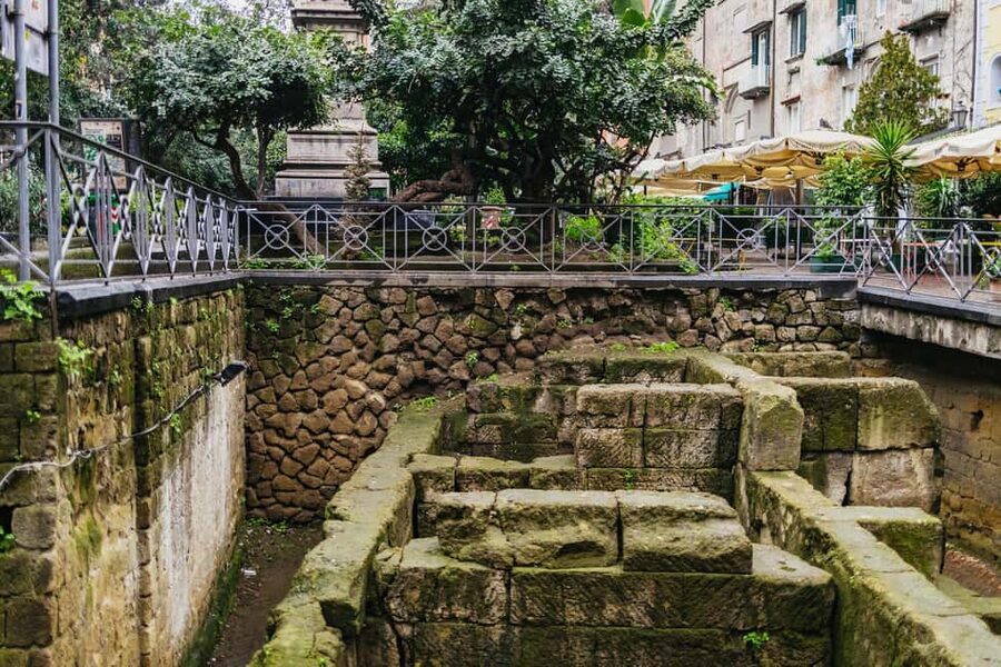 Naples: Old Town Guided Walking Tour - San Lorenzo Maggiore and Naples below the surface