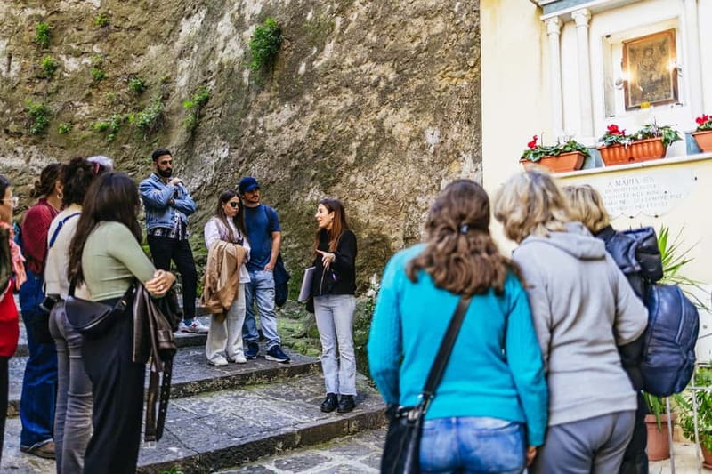 Naples: Panoramic Walking Tour with Funicular - Vomero and Via Palizzi: Naples from above
