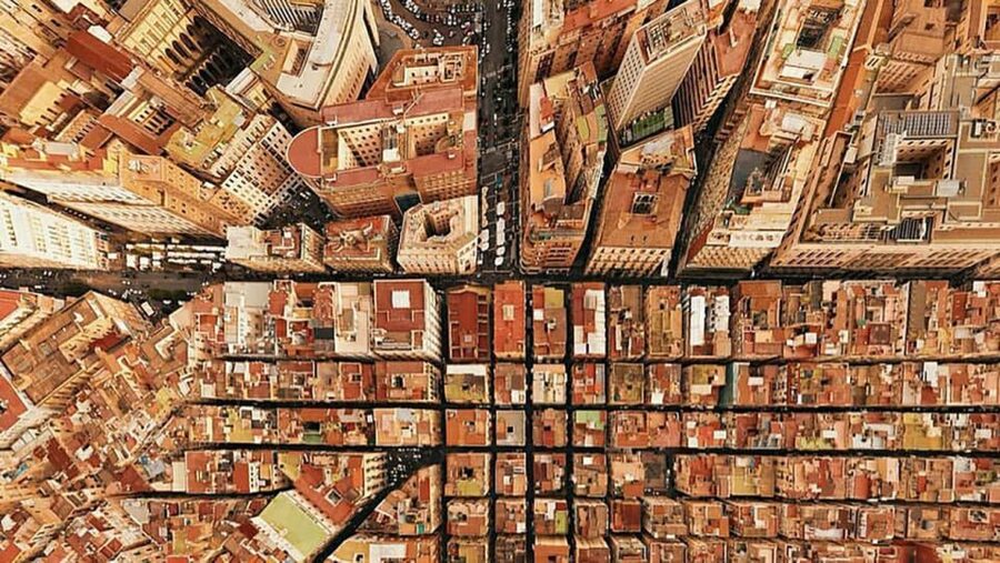 Naples: Spanish Quarters Walking Tour - Street art beside votive aedicules