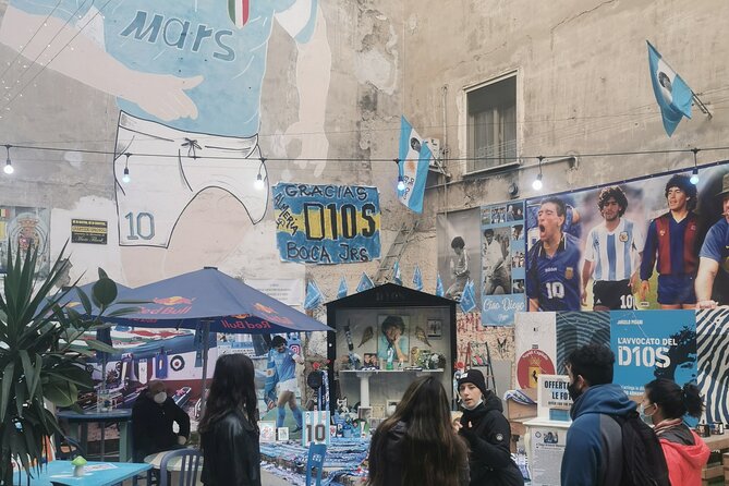 Naples Spanish Quarters Walking Tour Street Art, Folklore & Sweet - The guides are the main strength