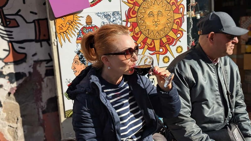 Naples: Street Art, Wine and Food Tasting Walking Tour - How the Guides Shape the Experience