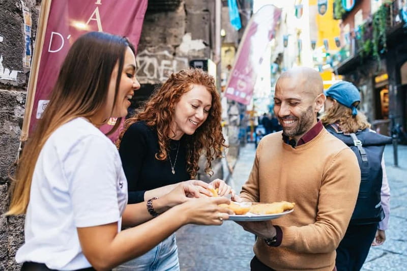 Naples: Street Food Walking Tour with Local Guide - Key points at a glance